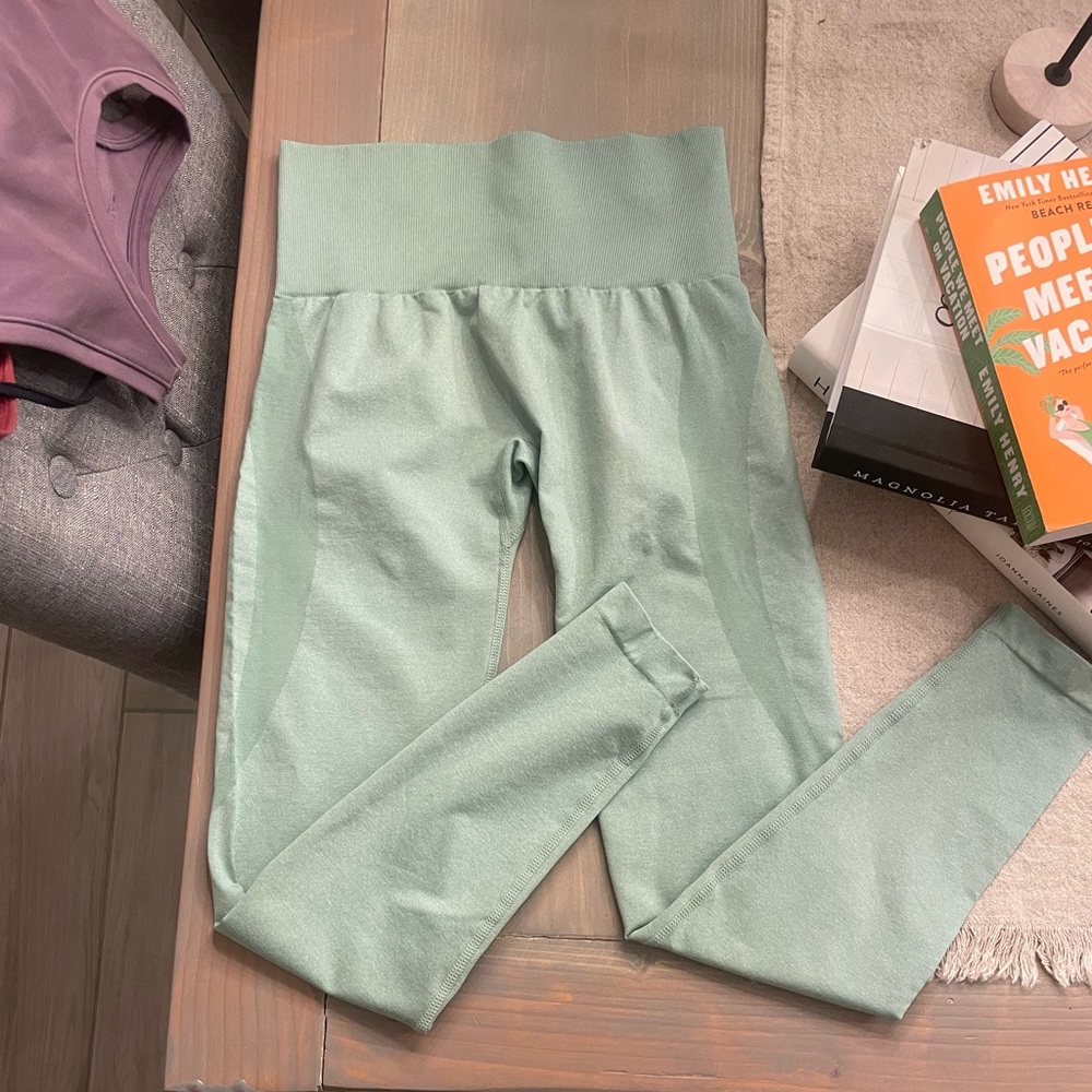 NVGTN Leggings